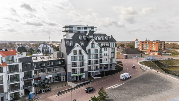 Uniek wonen met panoramisch zicht op de jachthaven en zee in het exclusieve Cadzand